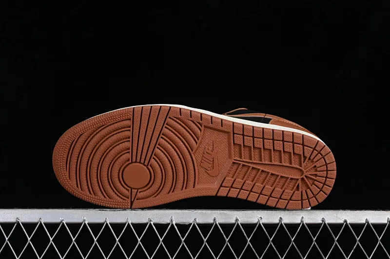All categories Air Jordan Jordan series basketball shoes Air Jordan 1 Low Z version Air Jordan 1 Low AJ1 Joe 1 black mocha low-top cultural casual sneakers DC0774-021